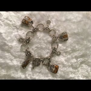 ☘️NWOT Silver Purse Toggle Bracelet☘️